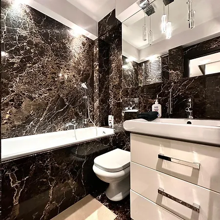 Widok 16 - Balcony - 500m Main Square Appartement Wrocław